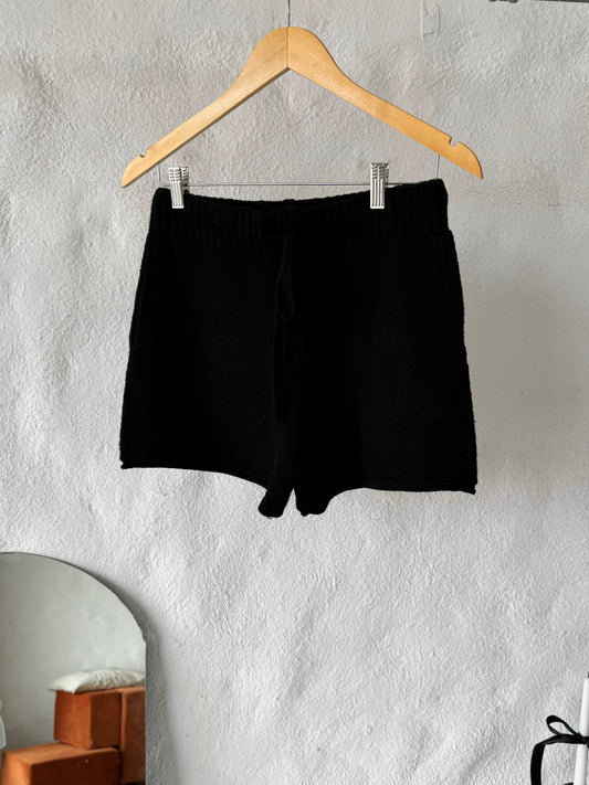 Black short